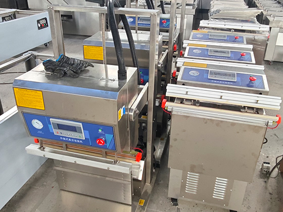 卧式和立式外抽真空包装机仓库